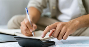 Les dépenses sociales de la France sont-elles vraiment plus élevées que celles de l’Allemagne ?