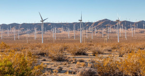 Le géant pétrolier britannique BP poursuit son recentrage sur le pétrole et le gaz