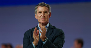 Alberto Núñez Feijóo, l’homme fort de la droite espagnole pour incarner l’alternance face aux socialistes de Pedro Sánchez