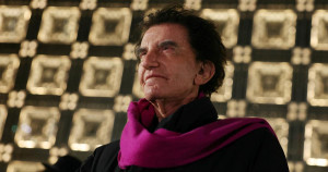 «Je regrette, mais on fait de moi un bouc émissaire»: l’homme qui a poussé Jack Lang condamné à huit mois de prison avec sursis