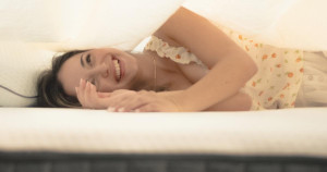 Soldes Emma : fraîcheur et confort sont au rendez-vous avec ces matelas à prix réduits