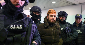 «La confidentialité de nos échanges n’est nullement garantie»: l’avocat de Mohamed Amra interpelle Gérald Darmanin