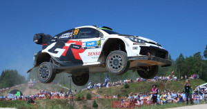 Rallye : le Suédois Solberg mène toujours les débats en Estonie