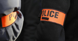 Violences à Béziers : guet-apens tendu aux policiers, un appartement incendié, une unité de CRS envoyée en renfort