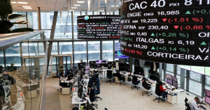 Menace de droits de douane, fermeture du marché chinois... Une semaine de vérité pour les géants du CAC 40