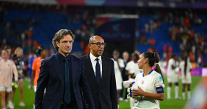 Euro féminin : «Il faut reprendre le travail et ce sera avec Laurent Bonadei», le président de la FFF conforte le sélectionneur des Bleues