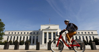 Le dollar plombé par les perspectives de baisse des taux