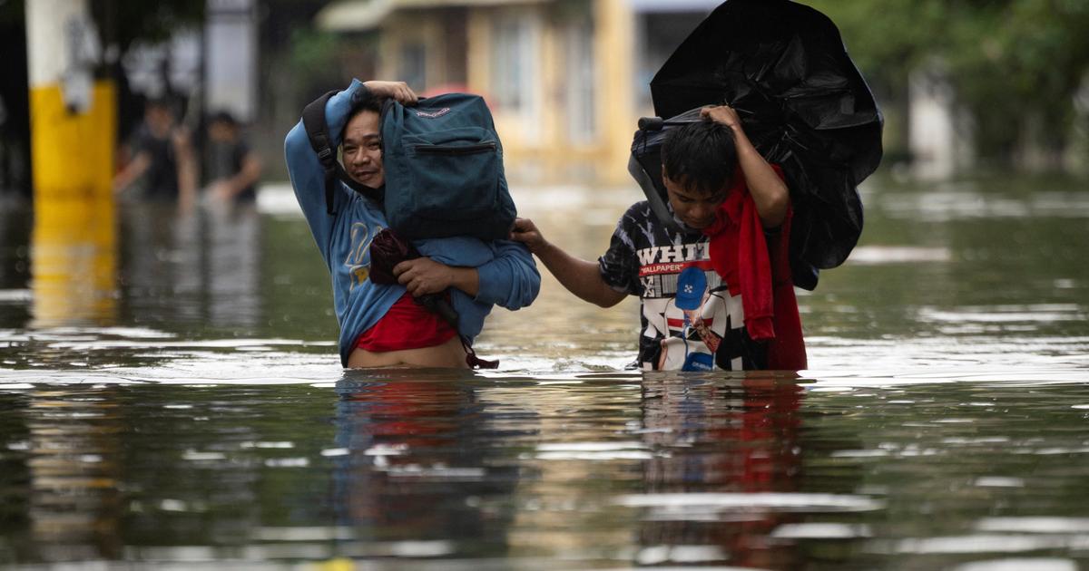 Échafaudages effondrés, secours mobilisés... Les images des inondations qui ont entraîné l’évacuation de près de 70.000 personnes aux Philippines