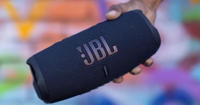 Profitez de -40% de remise sur l’enceinte Bluetooth JBL Charge 5 grâce à cette promo Amazon