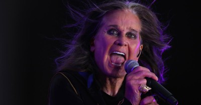 Ozzy Osbourne, légende du heavy metal et chanteur de Black Sabbath, est mort à l’âge de 76 ans