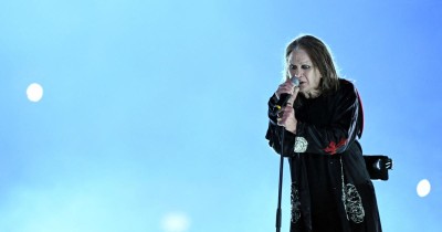 «Une véritable légende» : l’industrie musicale rend un dernier hommage à Ozzy Osbourne