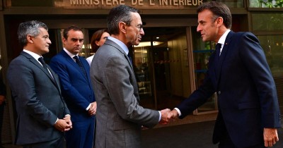 Avant leur tête-à-tête, la tension monte entre Emmanuel Macron et Bruno Retailleau