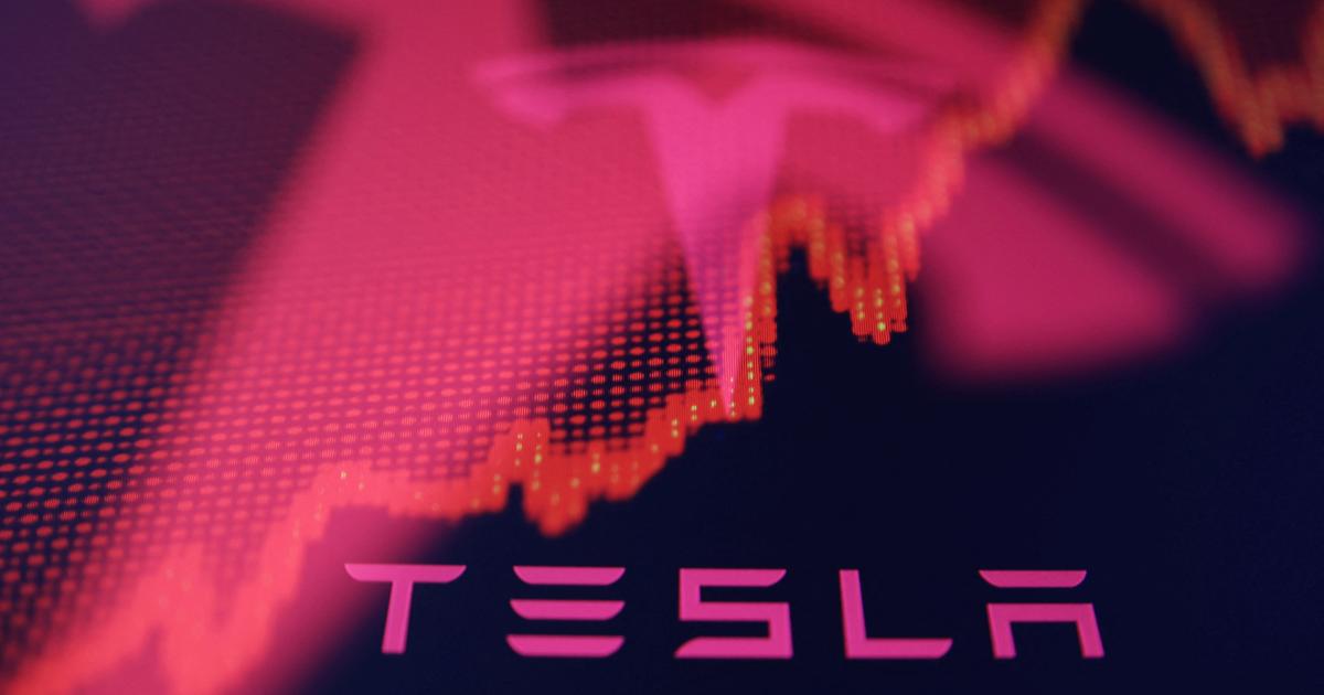 Baisse de 16% du bénéfice net de Tesla au deuxième trimestre liée au repli des ventes de véhicules