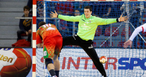 Un joueur de handball croate licencié de son club serbe après avoir assisté à un concert controversé