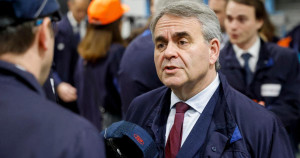 Perquisition au siège du RN : «Qu’ils arrêtent de faire les pleureuses», raille Xavier Bertrand