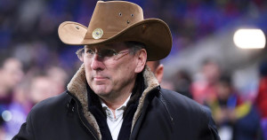 «Je suis en grande partie le problème» : évincé de l’OL, John Textor règle ses comptes avec la Ligue et la DNCG