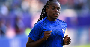 Euro féminin : Mbock et Lakrar font leur retour à l'entraînement collectif des Bleues