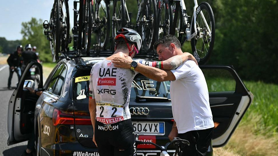 Tour de France : l’abandon de João Almeida peut-il précipiter la chute de Tadej Pogacar ?