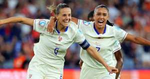 Euro féminin : la France renverse les Pays-Bas et assure sa qualification en quarts