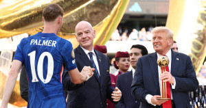 Coupe du monde des clubs : Trump, spectateur intéressé, applaudi et hué, à la finale entre le PSG et Chelsea