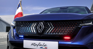 Défilé du 14 Juillet : Emmanuel Macron en Renault Rafale rallongé