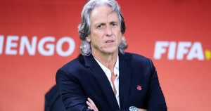 Mercato : «Je ne pouvais pas refuser le défi que Cristiano m’a lancé» lance Jesus, nouvel entraîneur d’Al-Nassr