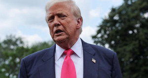 Donald Trump se dit pour la publication des éléments «crédibles» du dossier Jeffrey Epstein