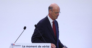 Impôt sur le revenu : l'abattement forfaitaire pour les retraités sera de 2000 euros par an, affirme Éric Lombard