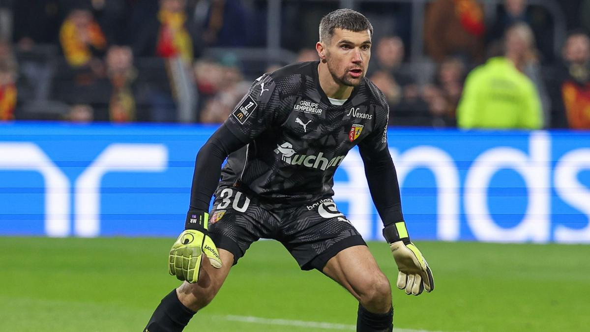 Lorient pense à Mathew Ryan