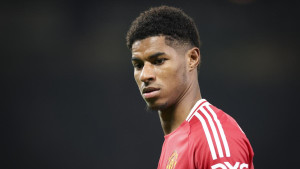 Le groupe Oasis a retardé le vol de Marcus Rashford vers Barcelone