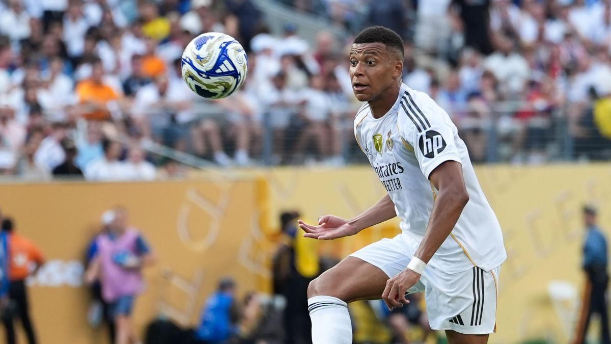 Le nouveau numéro de Kylian Mbappé divise déjà à Madrid