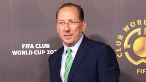 John Textor veut racheter un club… déjà interdit de recrutement