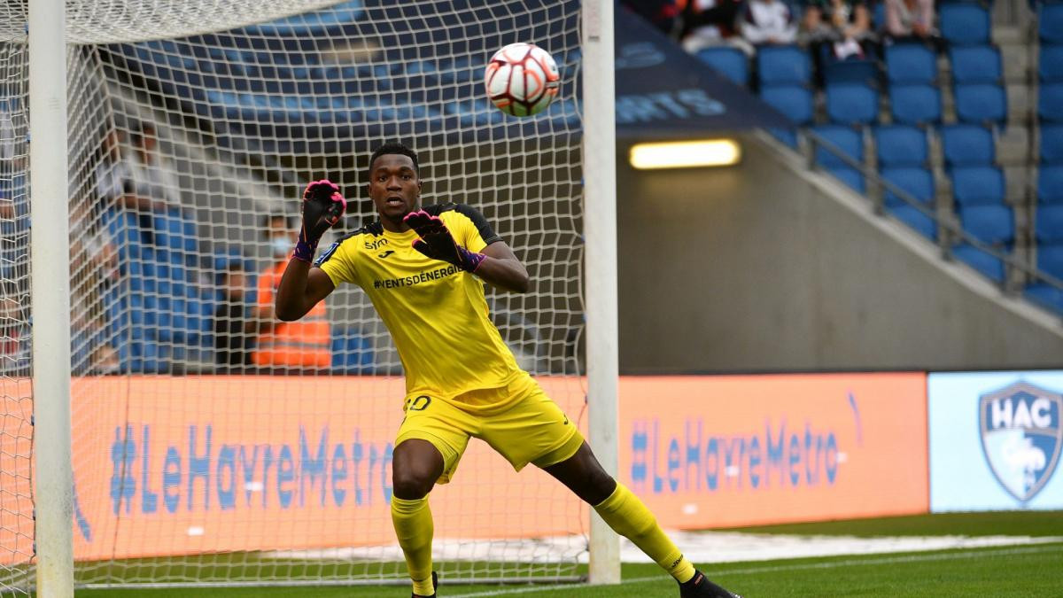 Angers : Yahia Fofana suivi par deux cadors néerlandais