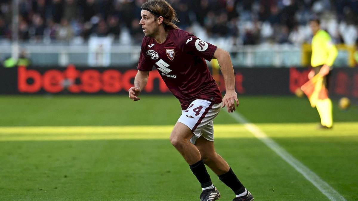 Borna Sosa passe de l’Ajax à Crystal Palace