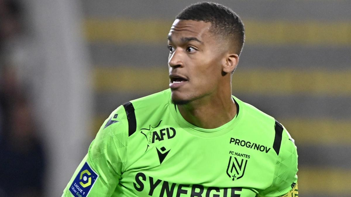 Un club de Ligue 1 veut relancer Alban Lafont