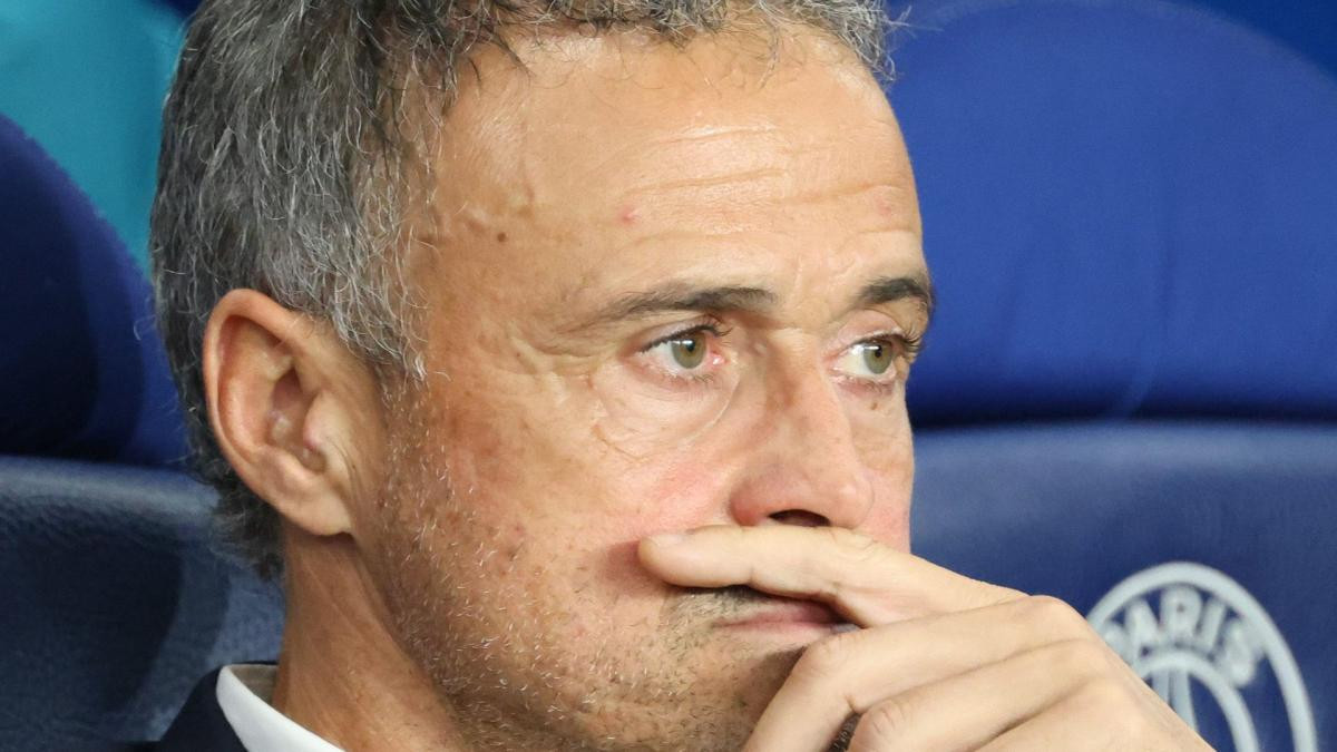 PSG : le vilain coup de Luis Enrique au visage de João Pedro !