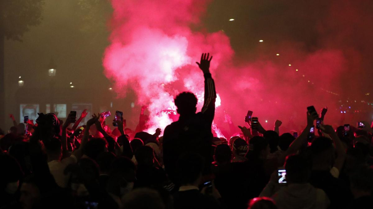 L’humiliation du PSG provoque un fiasco total dans les rues de Paris !