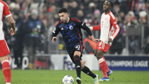 Le FC Barcelone met la main sur le grand espoir Roony Bardghji