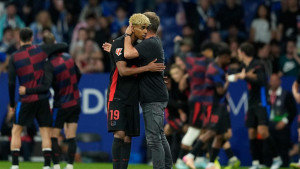 Lamine Yamal détruit les joueurs du Barça