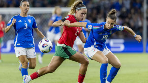 Euro (F) : une Italie vaillante surprend la Norvège et file en demies