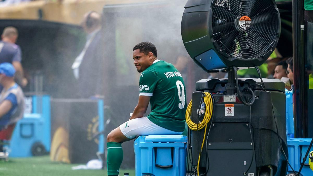10 matchs sans but, humilié par son entraîneur… Vitor Roque est au fond du trou