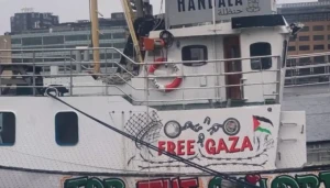 صحفي مغربي يكشف أمورا مريبة تعرضت لها سفينة "حنظلة" المتجهة نحو غزة