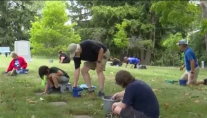 حفلة راقصة تتحوّل إلى فوضى دامية في أمريكا.. طعن 4 مراهقين وإيقاف أحدهم