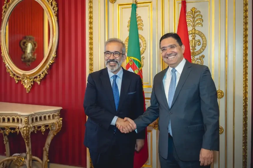 صفعة جديدة للأعداء.. البرتغال تعلن عن "دعمها الكامل للمبادرة المغربية للحكم الذاتي باعتبارها الأساس البناء والأكثر جدية ومصداقية لتسوية النزاع"