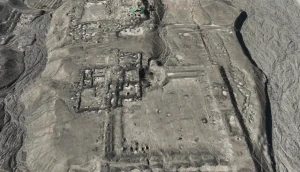 اكتشاف جدارية فريدة عمرها 3 آلاف عام داخل معبد أثري ببيرو