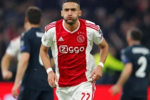 حاليا بدون فريق.. حكيم زياش في طريقه للعودة إلى أوروبا