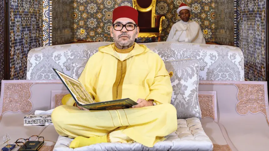 جلالة الملك يصدر عفوه السامي على 881 شخصا بمناسبة ذكرى ثورة الملك والشعب