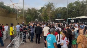 من كل حذب وصوب.. الجماهير المغربية تتوافد على مدينة الرباط لتشجيع لبؤات الأطلس أمام منتخب الكونغو