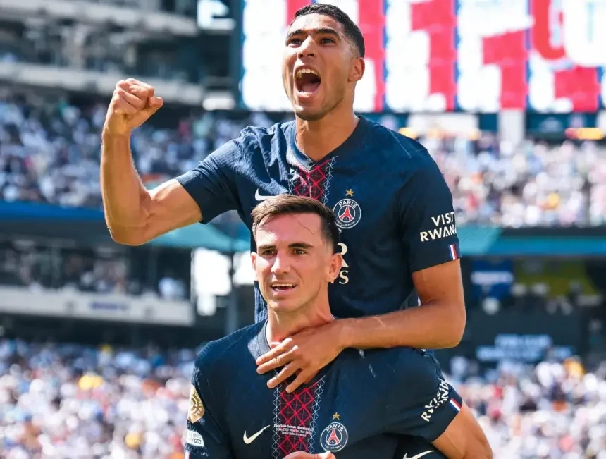 حكيمي يتألق مجددًا ويساهم في رباعية تاريخية لباريس سان جيرمان ضد ريال مدريد!