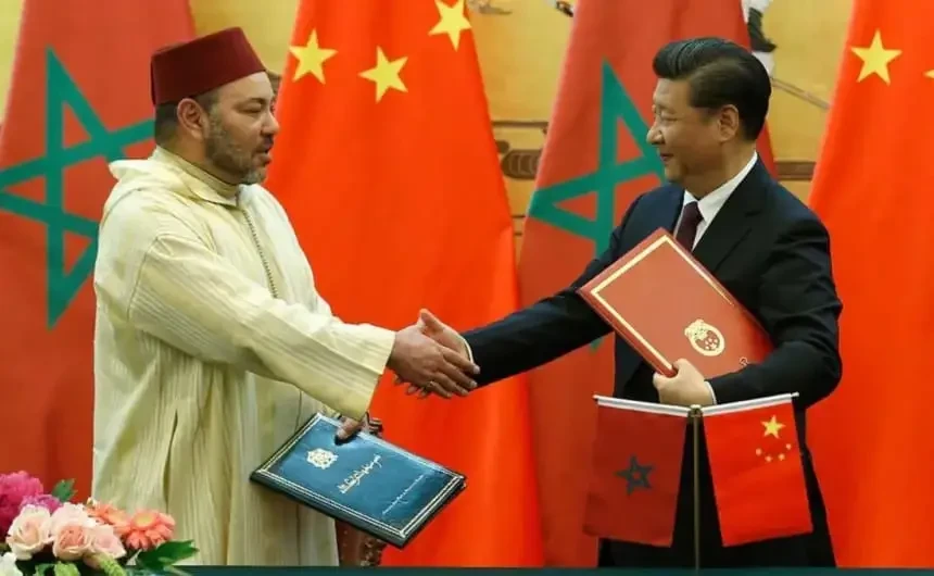 مسؤول صيني رفيع يتحدث لممثلة الشباب المغربي لدى الحزب الشيوعي عن اعتراف بكين بمغربية الصحراء